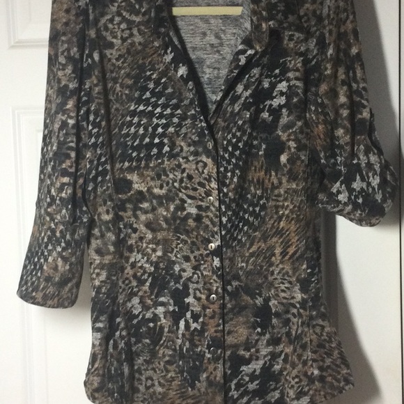 Amici Animal Print Top - Picture 2 of 7